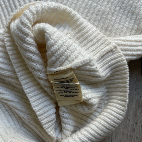 Anthropology sweater - Picture 4 of 4